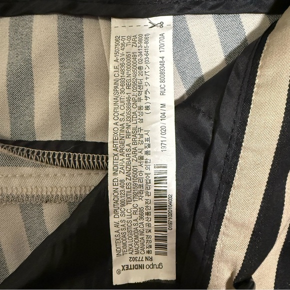 Gently Worn Zara Black and Cream Striped Dress Pants - Picture 3 of 4